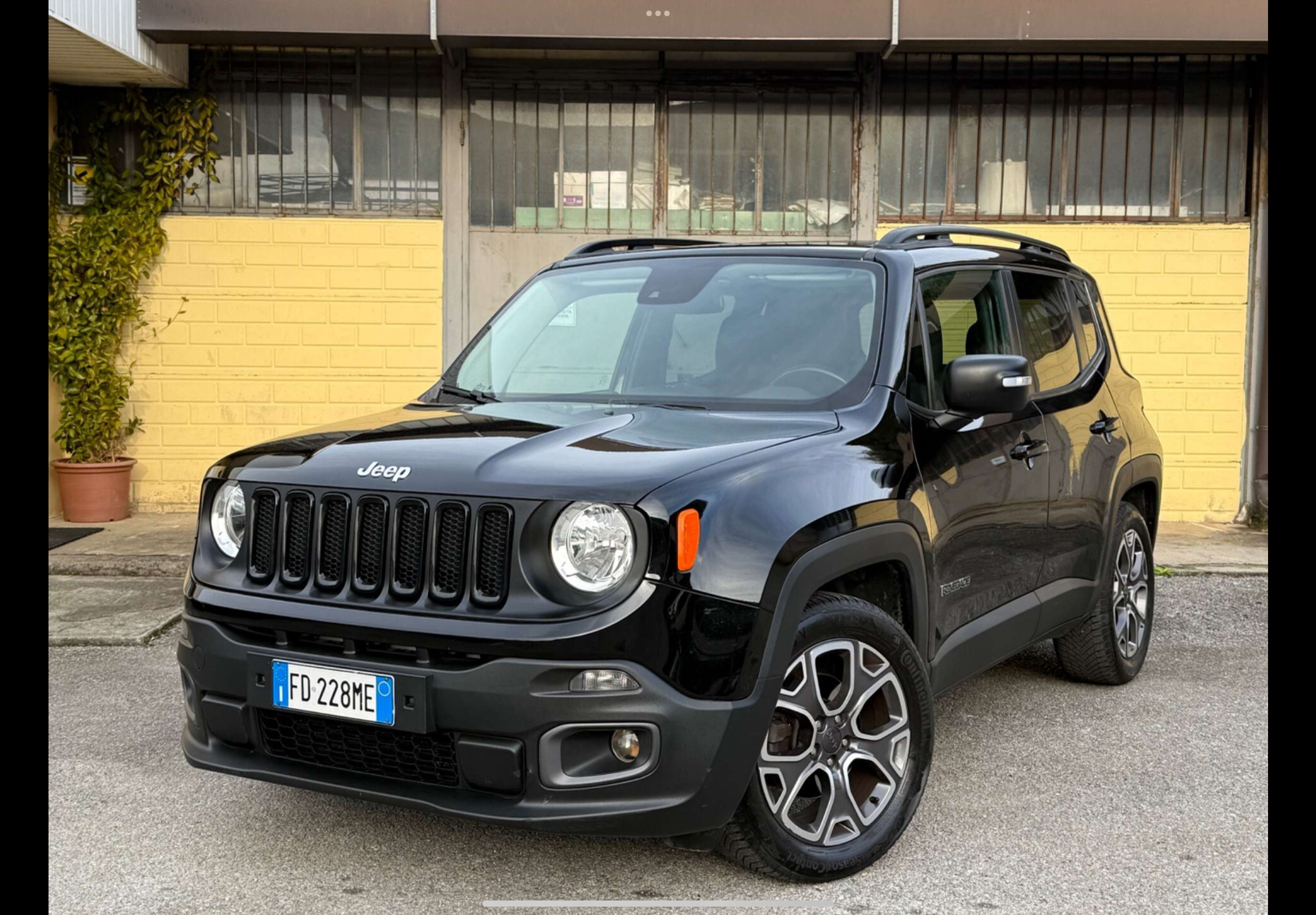 Foto JEEP Renegade