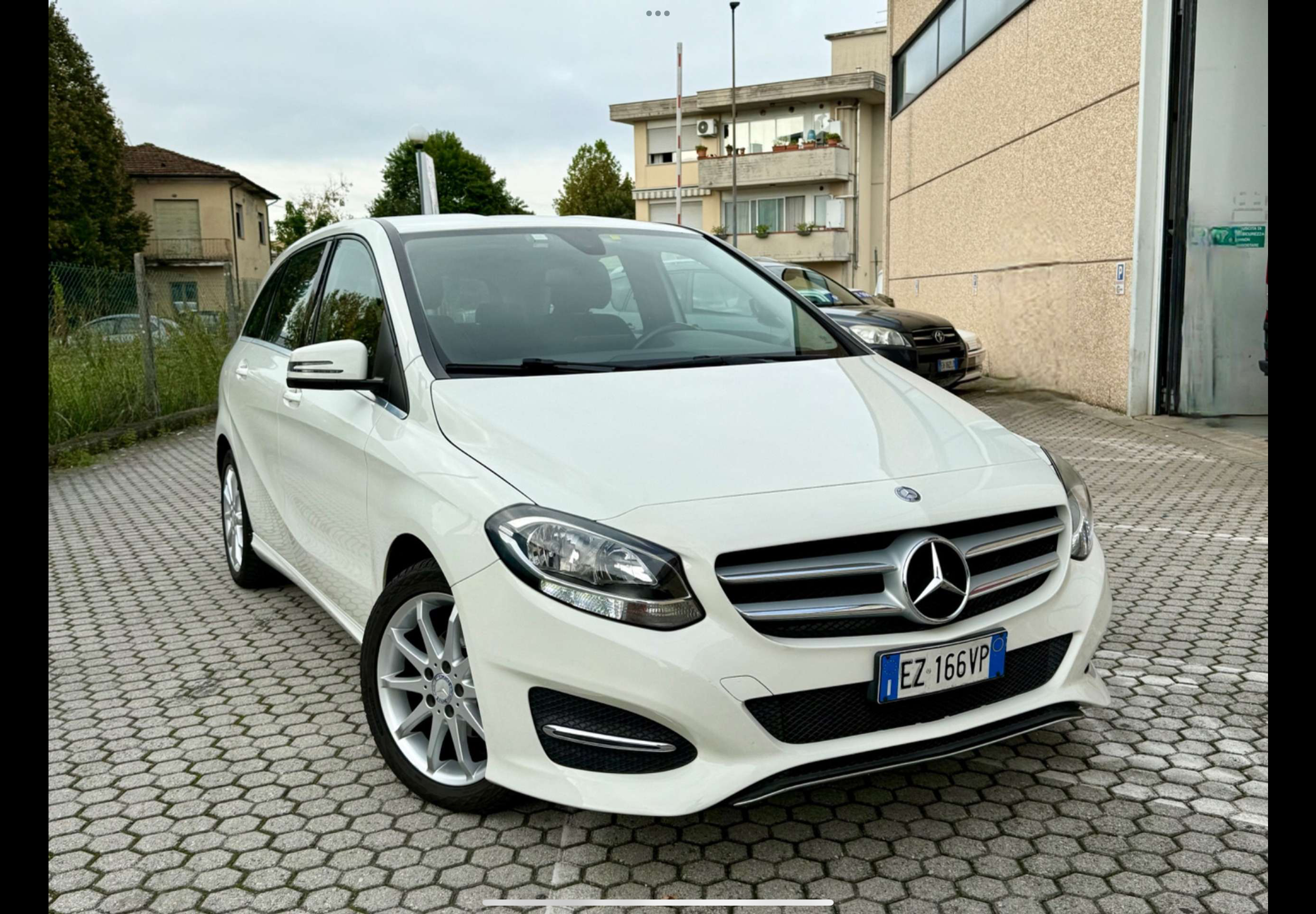 Foto MERCEDES Classe B (T246/242)